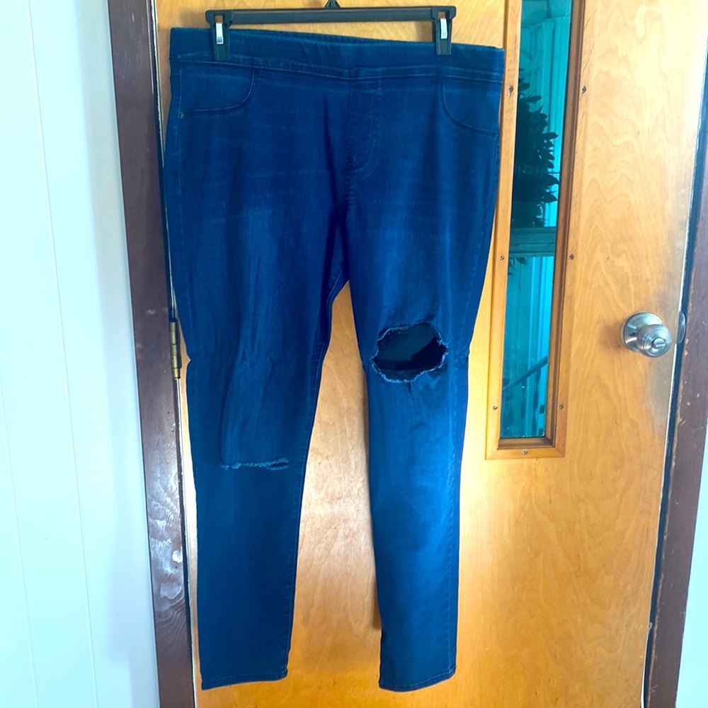 Good condition old navy rockstar jeggings size 18